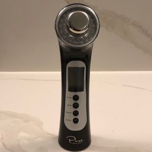 Pure Daily Care Makeup Luma 4 In 1 Skin Therapy Wand Poshmark